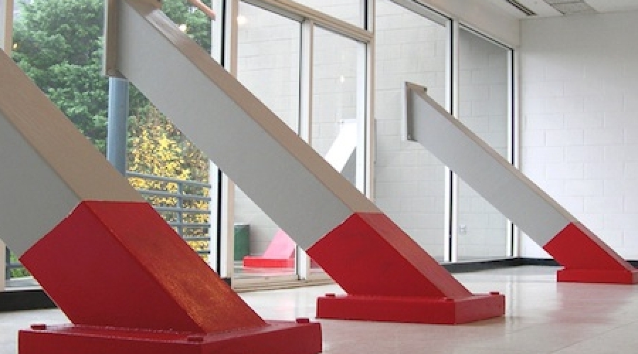 Sculpture of metal